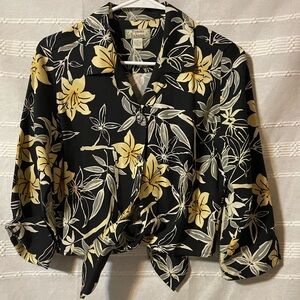 Tommy Bahama Silk Floral Short Sleeve Top Women’s Sz Small 40.00